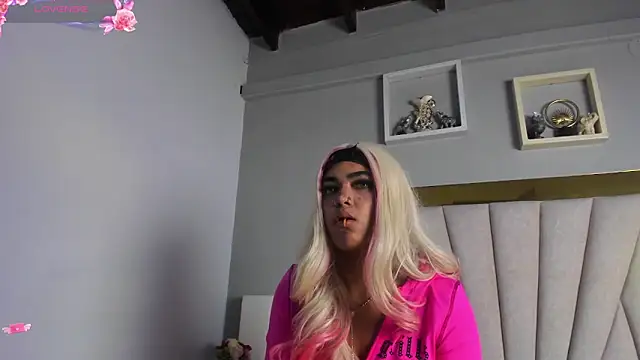 vahiolet fuentes online show from 05-09-26, 02:59
