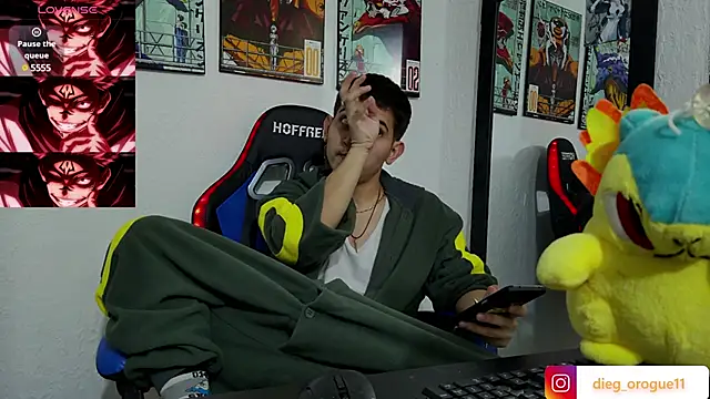 Snapshot of DiegoRogue_ chatting on 03-20-25, 09:13 DiegoRogue online show from 03-20-25, 09:13