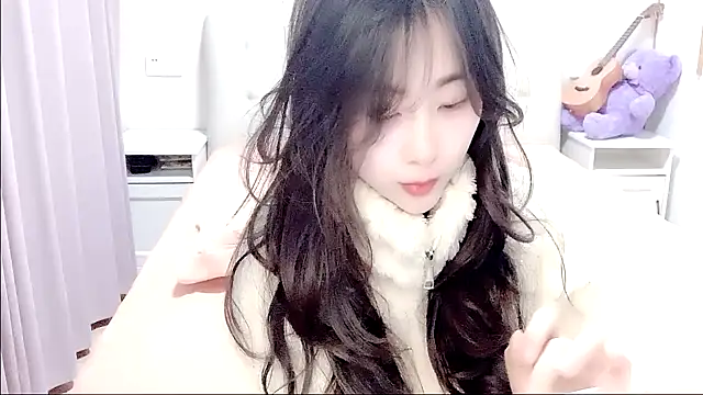 aisha123123 online show from 01-06-26, 02:21