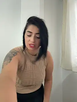 karenlennox1 online show from 03-18-26, 10:43