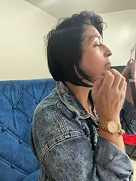 karenlennox1 online show from 02-14-26, 08:31