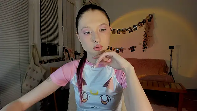 Snapshot of Jenny_darling_love chatting on 01-03-25, 07:07 Jenny darling love online show from 01-03-25, 07:07