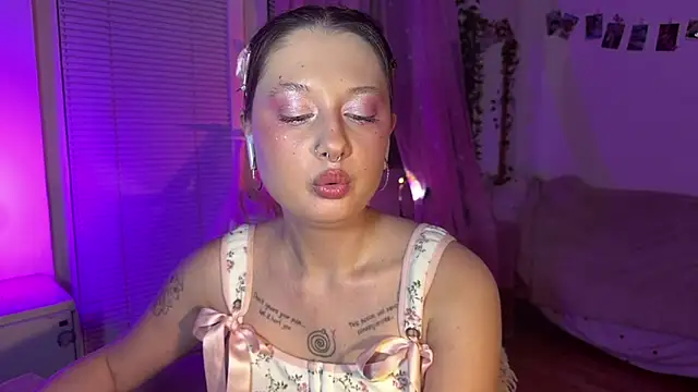 Jenny darling love online show from 05-26-26, 06:39