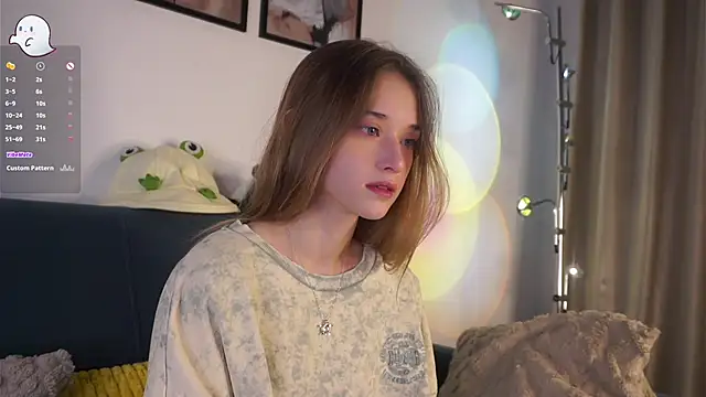 Snapshot of EdlinHargus chatting on 02-07-26, 02:19 EdlinHargus online show from 02-07-26, 02:19