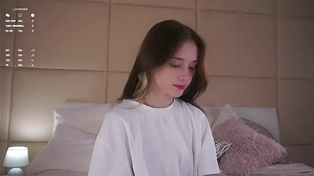 EdlinHargus online show from 06-20-26, 06:07