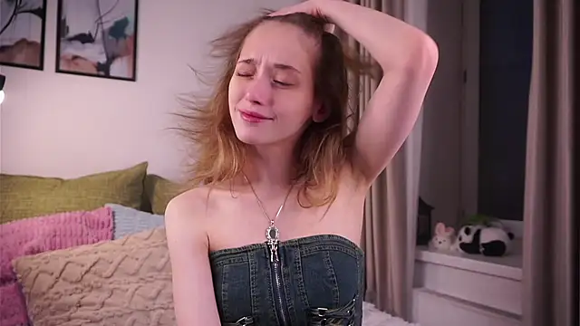 EdlinHargus online show from 11-18-25, 01:10