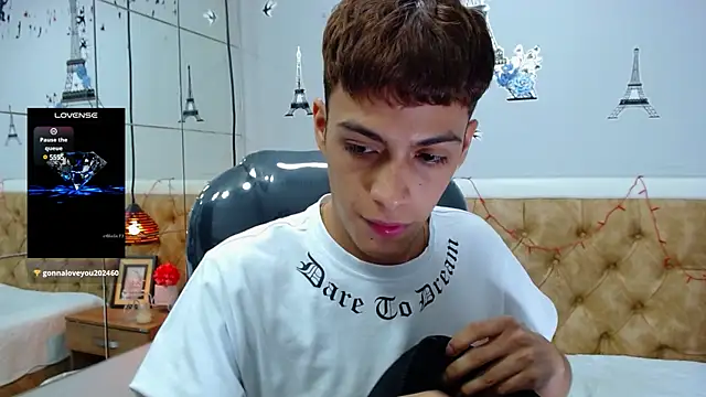 SkinnyBoy  online show from 03-11-25, 06:08