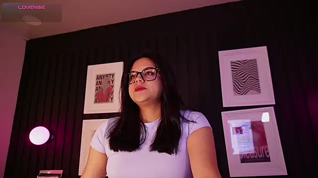 Sophia wilsonn  online show from 03-26-26, 10:57