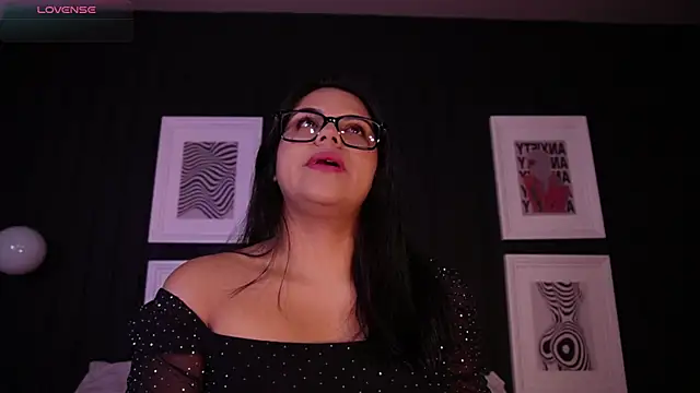 Sophia wilsonn  online show from 03-11-26, 10:31