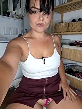 Xladycharme online show from 06-08-26, 11:49