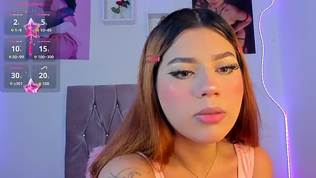 Ashley piinkk  online show from 12-02-25, 12:51