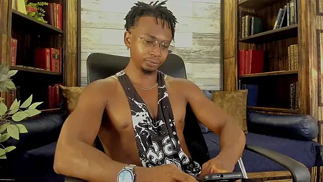 Snapshot of JamalMyst chatting on 09-18-25, 03:42 JamalMyst online show from 09-18-25, 03:42