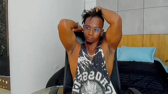 Snapshot of JamalMyst chatting on 09-20-25, 04:39 JamalMyst online show from 09-20-25, 04:39