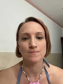 UmaTruewoman online show from 11-27-25, 10:05