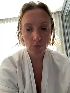 Snapshot of UmaTruewoman chatting on 07-15-26, 02:07 UmaTruewoman online show from 07-15-26, 02:07