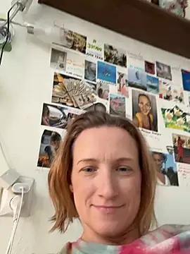 Snapshot of UmaTruewoman chatting on 02-12-26, 06:57 UmaTruewoman online show from 02-12-26, 06:57