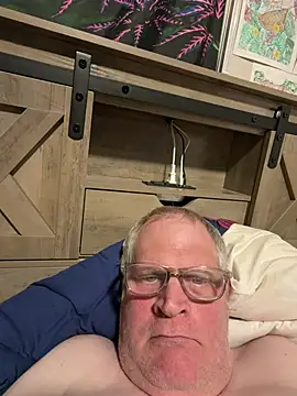 Mimmoromeo1973 online show from 04-15-26, 04:51