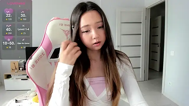 Fluffy Rose online show from 07-24-26, 01:45
