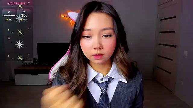 Fluffy Rose online show from 10-04-25, 10:55