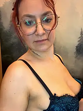 ladoucedu34 online show from 01-12-26, 03:41