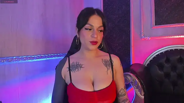 Snapshot of MeganDraco_ chatting on 06-13-26, 12:58 MeganDraco online show from 06-13-26, 12:58