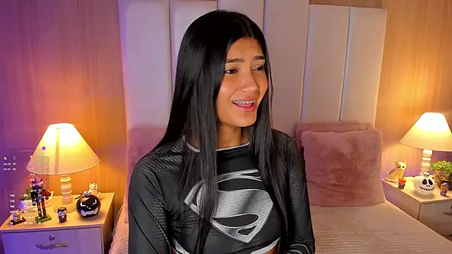 CaseyPiierce online show from 10-07-25, 08:21