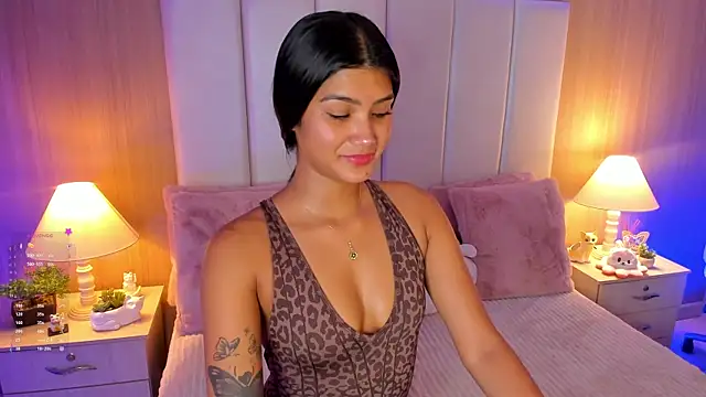 CaseyPiierce online show from 09-27-25, 07:42