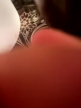 Apple-Boobs online show from 10-18-25, 08:00