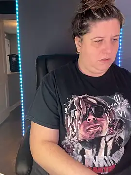 Vanilla-Cakebaum online show from 03-05-26, 07:43