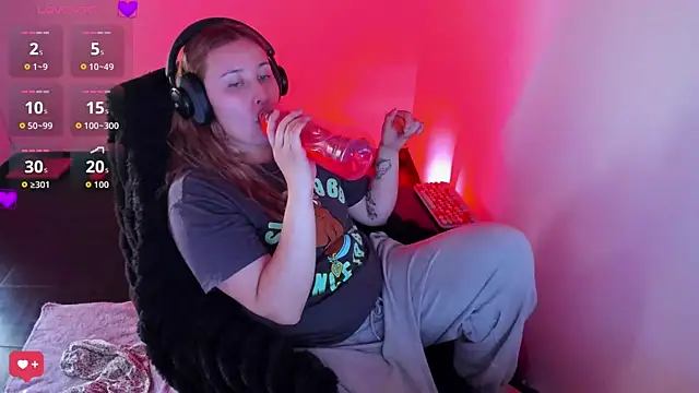 bonnie moon  online show from 03-07-26, 06:35