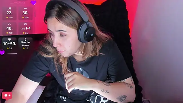 bonnie moon  online show from 02-11-26, 09:36