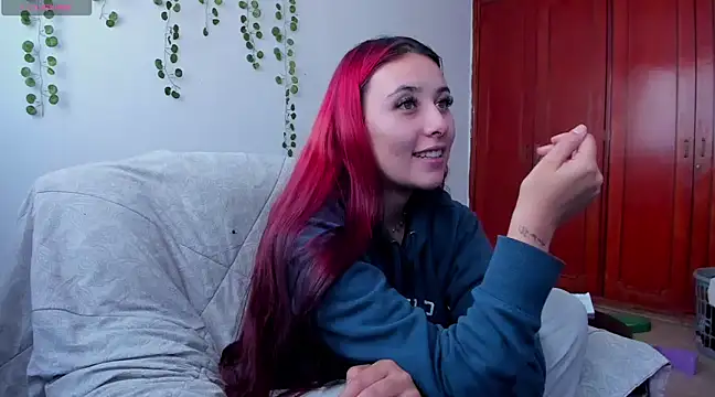 bonnie moon  online show from 01-31-25, 08:12