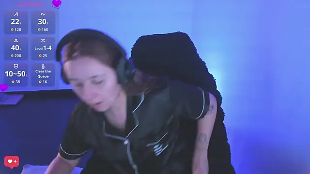 bonnie moon  online show from 03-20-26, 07:04