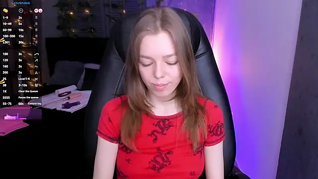 Tina Tayllor online show from 03-22-25, 04:58
