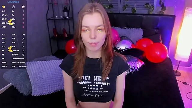 Tina Tayllor online show from 02-19-25, 02:33