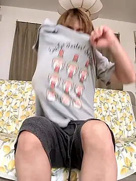 Snapshot of Osikokusama chatting on 09-12-25, 04:51 Osikokusama online show from 09-12-25, 04:51