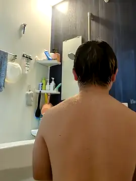 Snapshot of Osikokusama chatting on 12-22-25, 02:17 Osikokusama online show from 12-22-25, 02:17