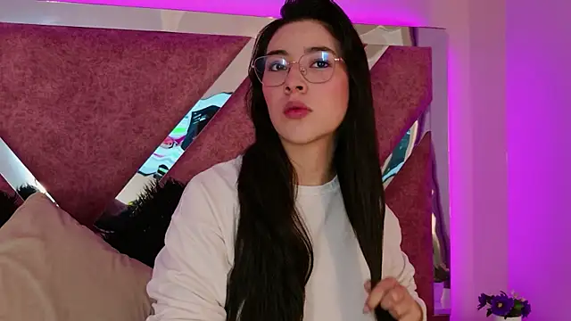 Snapshot of Susa1userma_ chatting on 04-08-26, 11:33 Susa1userma online show from 04-08-26, 11:33