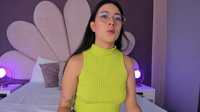 Susa1userma  online show from 06-03-26, 11:33