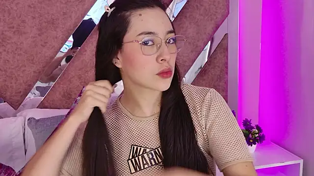 Snapshot of Susa1userma_ chatting on 03-20-26, 11:22 Susa1userma online show from 03-20-26, 11:22