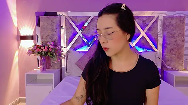 Snapshot of Susa1userma_ chatting on 03-24-26, 11:32 Susa1userma online show from 03-24-26, 11:32