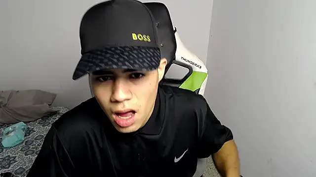 Snapshot of bby_santi chatting on 03-12-25, 01:51 bby santi online show from 03-12-25, 01:51