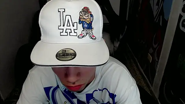 Snapshot of bby_santi chatting on 02-13-25, 07:21 bby santi online show from 02-13-25, 07:21