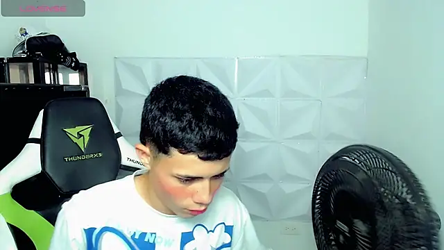 Snapshot of bby_santi chatting on 12-05-24, 03:55 bby santi online show from 12-05-24, 03:55