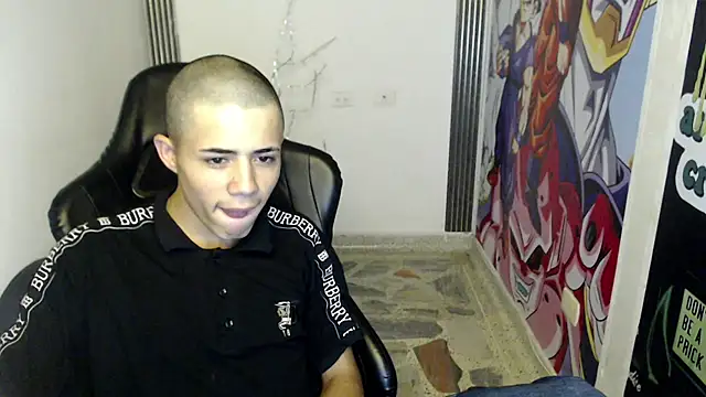 Snapshot of bby_santi chatting on 01-24-25, 04:39 bby santi online show from 01-24-25, 04:39