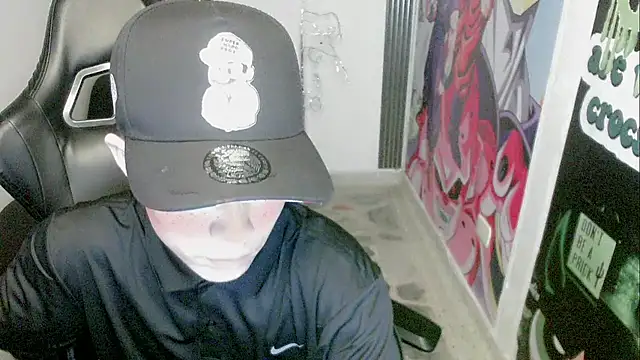 Snapshot of bby_santi chatting on 02-20-25, 06:13 bby santi online show from 02-20-25, 06:13