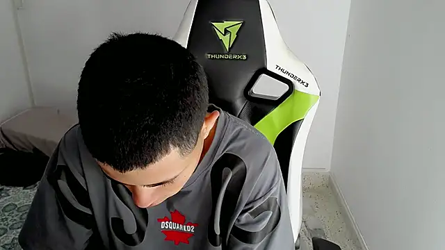 Snapshot of bby_santi chatting on 03-10-25, 01:54 bby santi online show from 03-10-25, 01:54