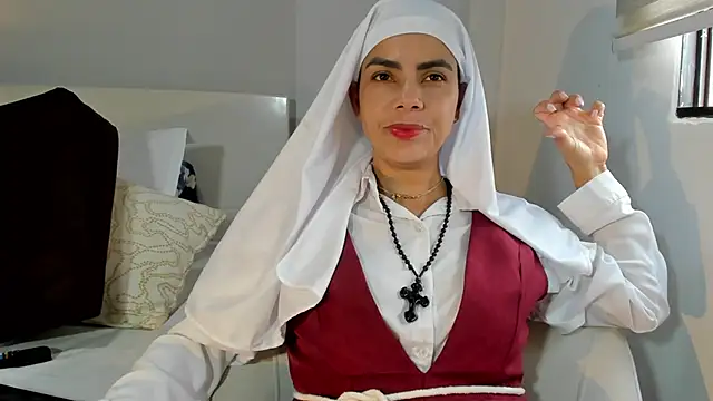 ClaraMariaMon online show from 06-04-26, 04:44