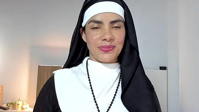 ClaraMariaMon online show from 05-22-26, 10:30