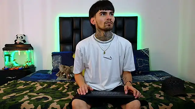 Brutal Sex Fucking online show from 02-27-26, 07:14